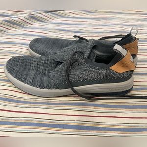 merrell shoes foe men size 14 new